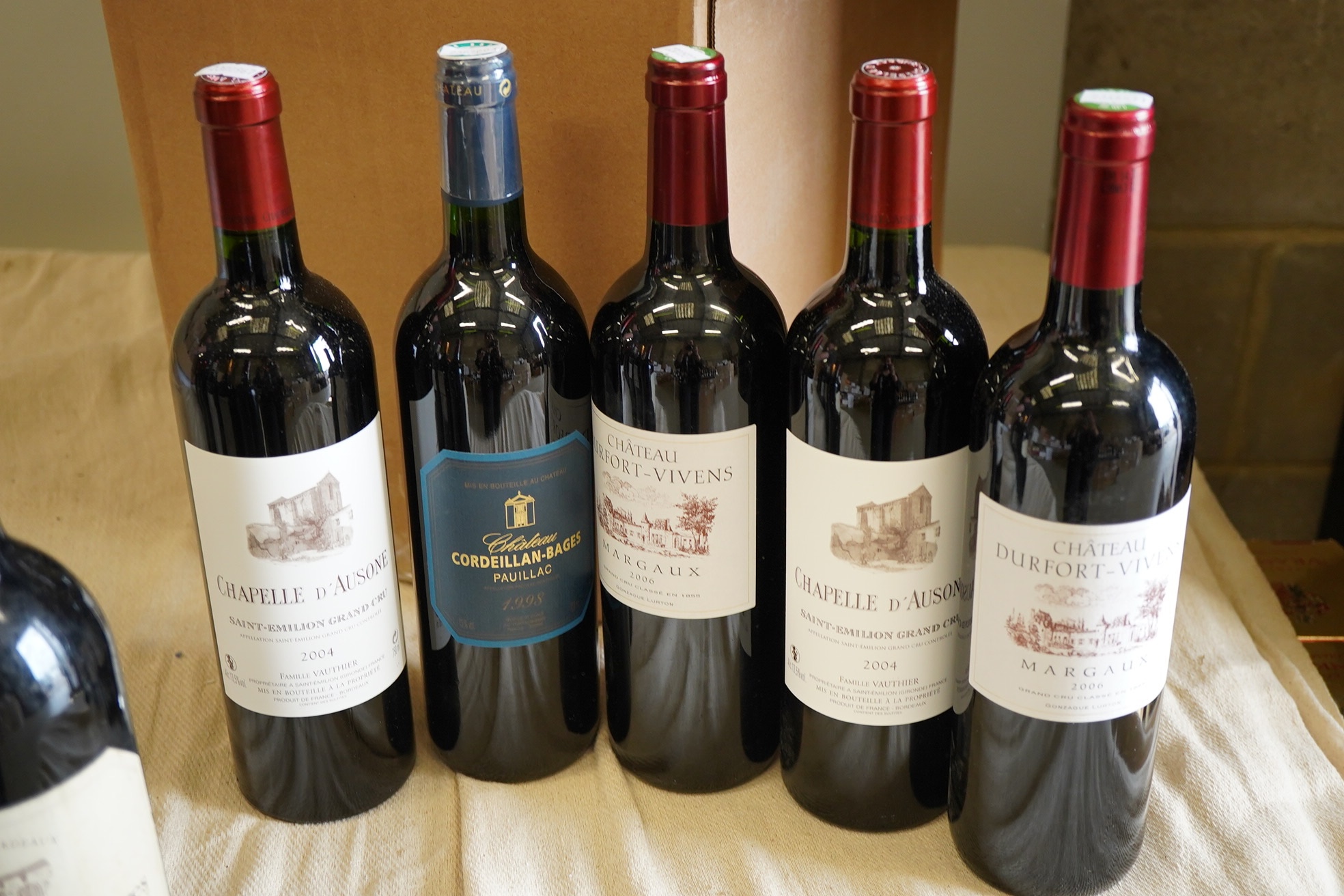 A mixed parcel of Bordeaux red wine